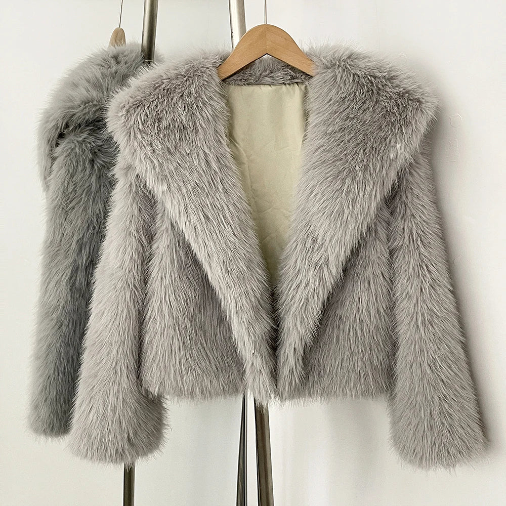 OFTBUY Luxury Oversized Lapel Faux Fur Jacket - Chic Short Vegan Fur Coat for Winter Glamour