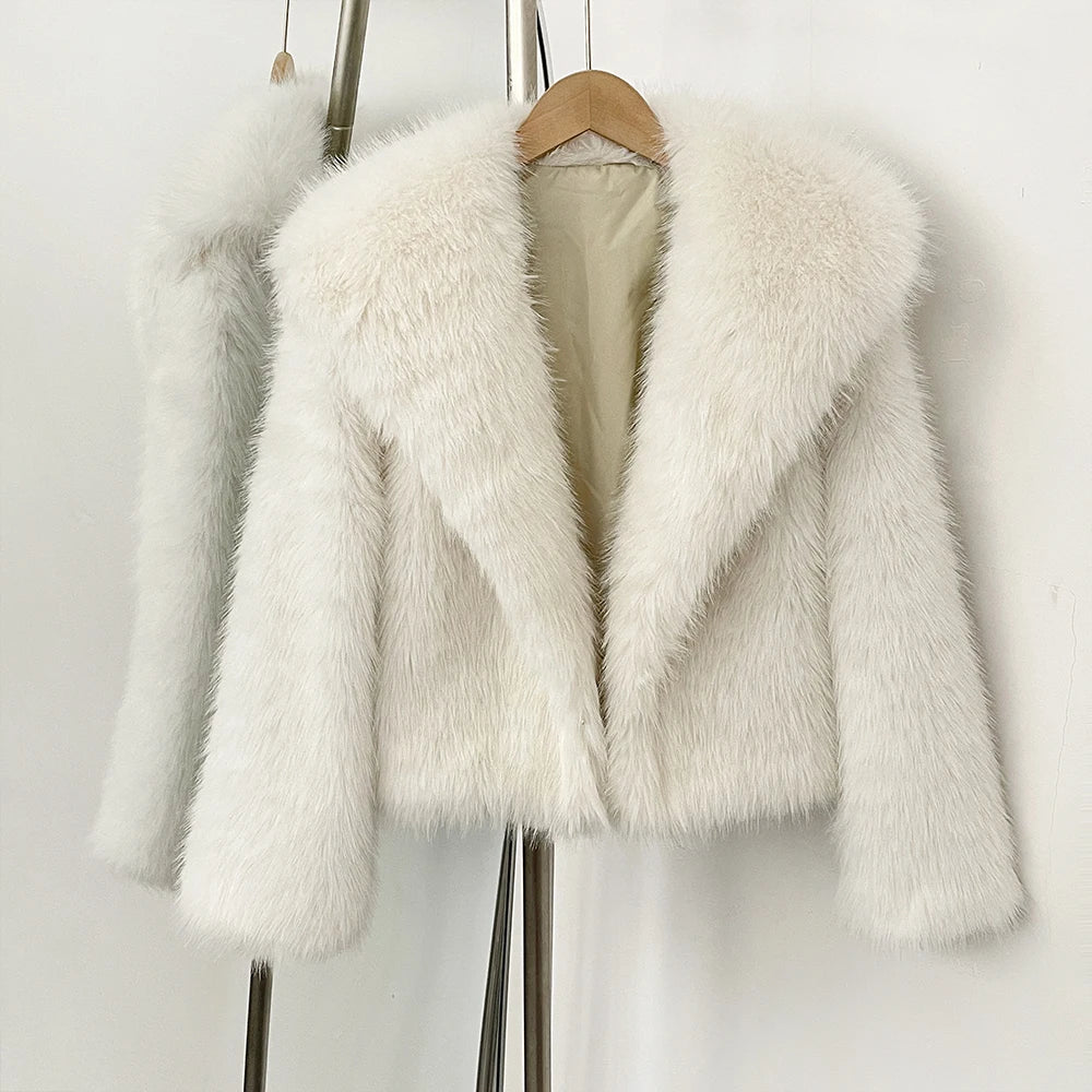 OFTBUY Luxury Oversized Lapel Faux Fur Jacket - Chic Short Vegan Fur Coat for Winter Glamour