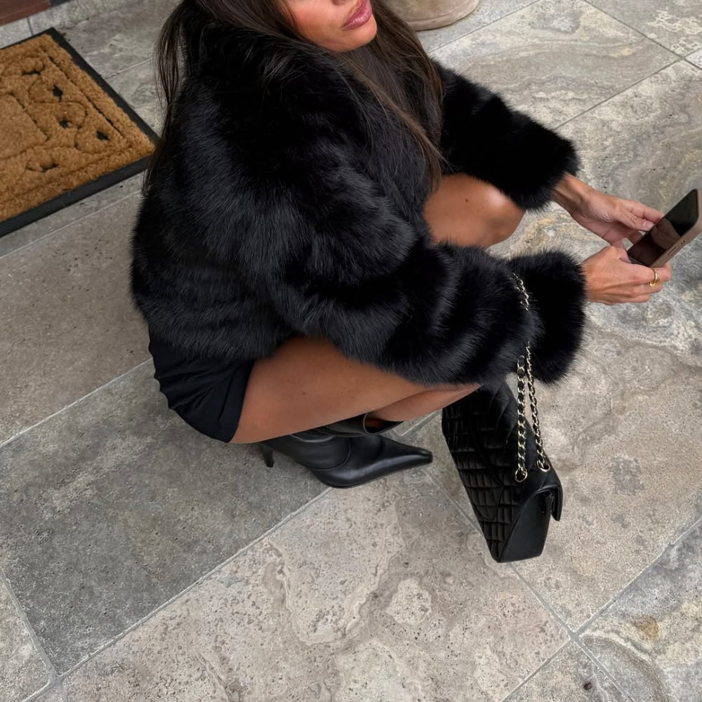 OFTBUY Luxury Oversized Lapel Faux Fur Jacket - Chic Short Vegan Fur Coat for Winter Glamour